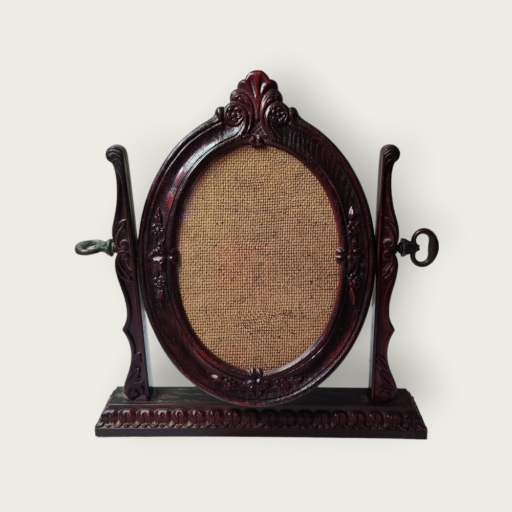 Vintage Victorian Style 5×7 Oval Picture Frame Pedestal Pendulum